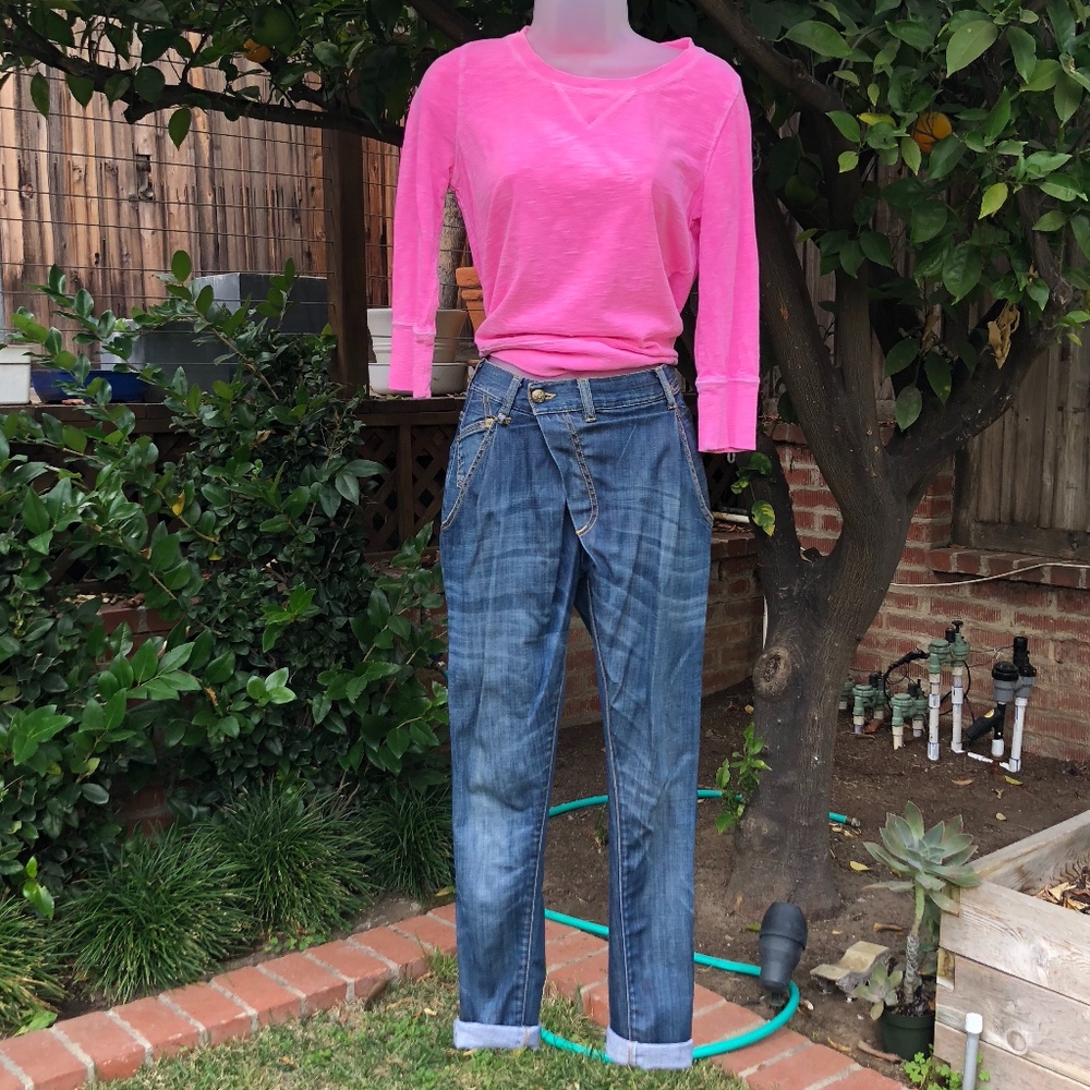 Crossover Asymmetric High-Rise Jean R13